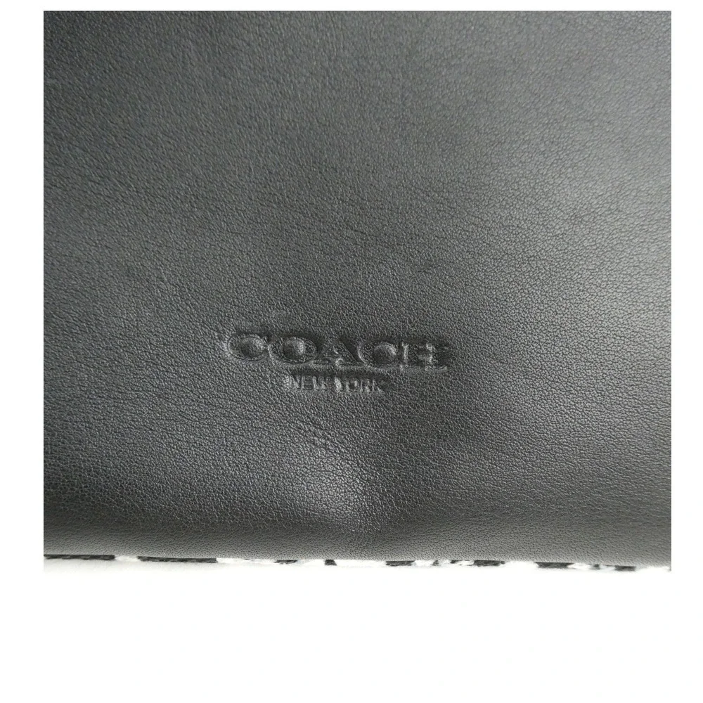 Coach Leg Ivory Multi Dongl Print Large‎ Clutch NWT 50031